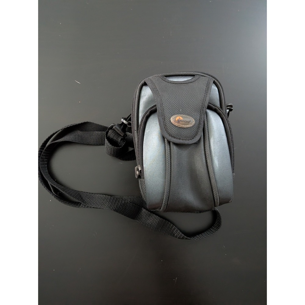 Lowepro Camera Bag Compact Digital Camera‎ Crossbody Bag Zippers Black Gray